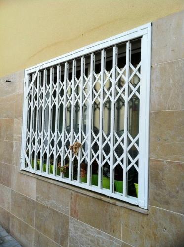 reja de ballesta 07 - Rejas para Ventanas en Valencia